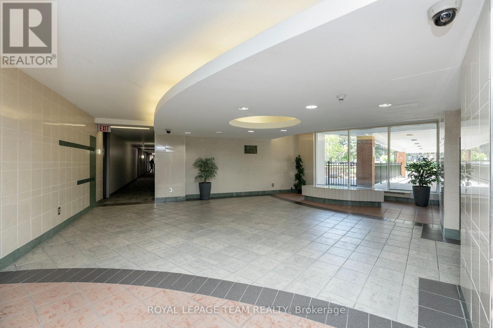 313 - 2020 Jasmine Crescent, Ottawa, Ontario  K1J 8K5 - Photo 7 - X13491748