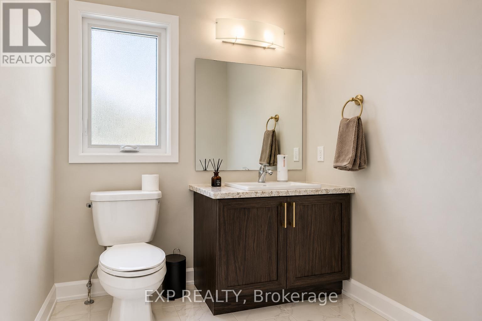 305 Moonlight Drive, Russell, Ontario  K4R 0L1 - Photo 8 - X13491808