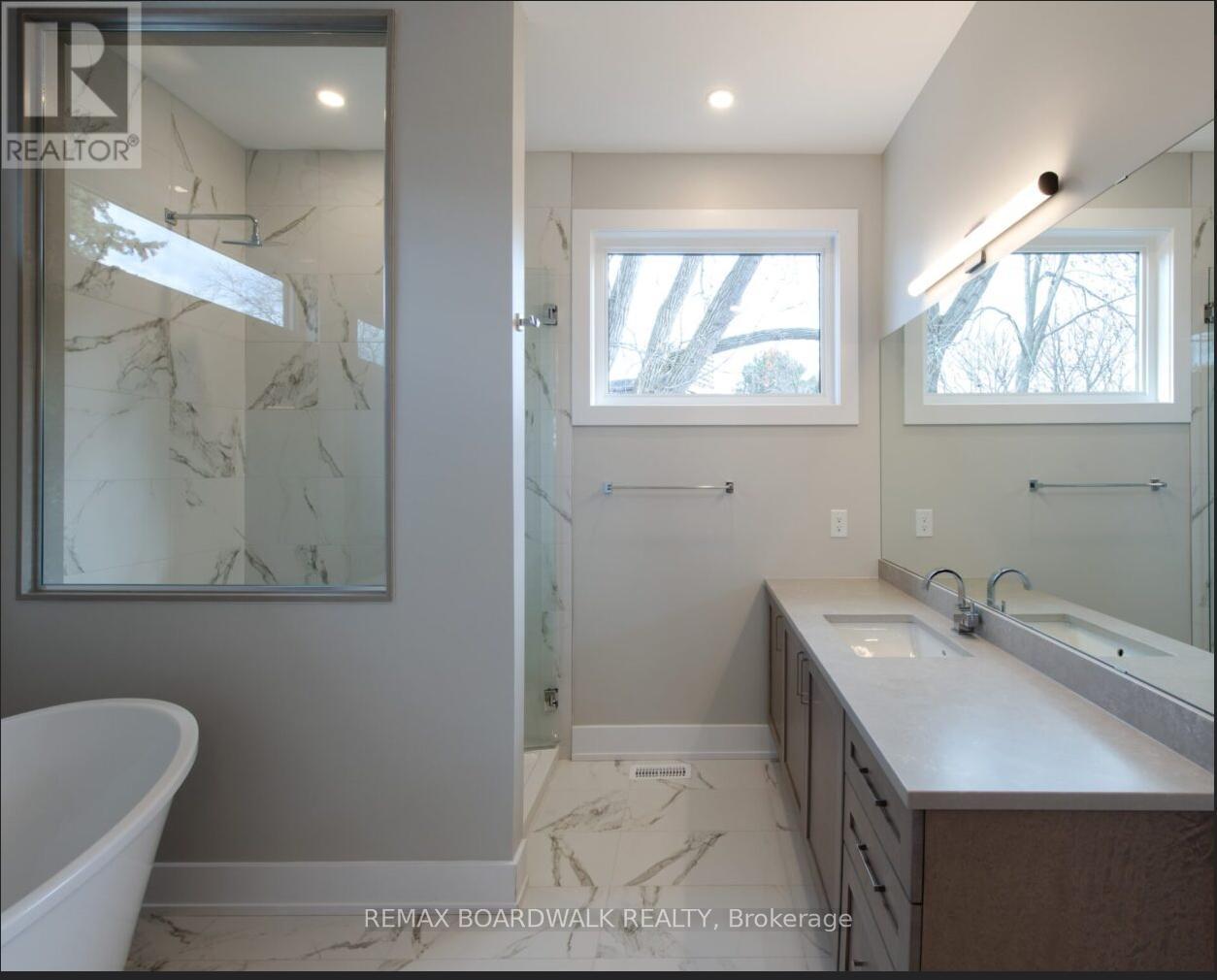 2928 Ahearn Avenue, Ottawa, Ontario  K2B 6Z9 - Photo 12 - X13491882