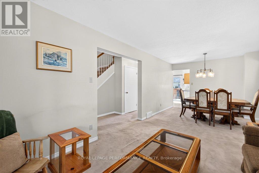 38 Burlington Crescent, Ottawa, Ontario  K1T 3K6 - Photo 9 - X13491888