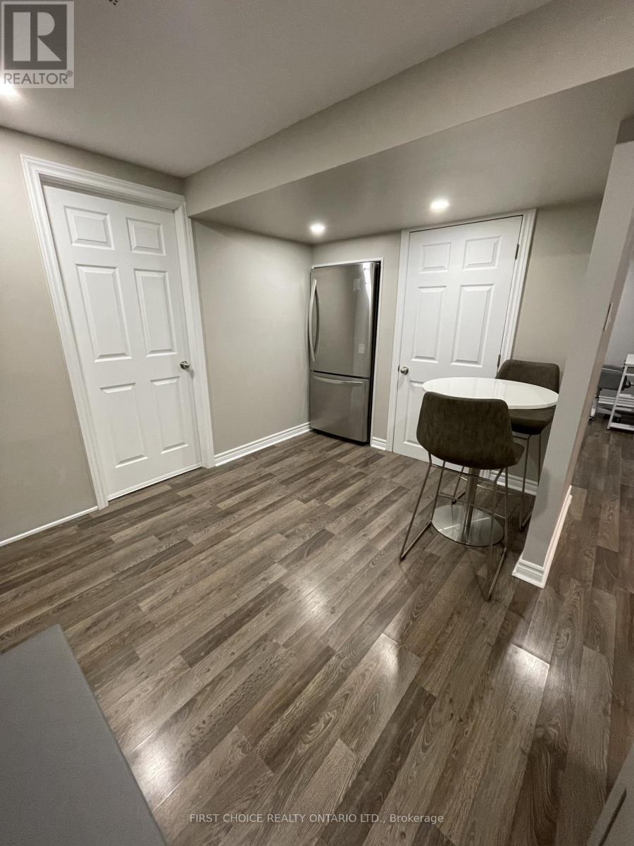 1307 Aurele Street, Ottawa, Ontario  K1B 3L4 - Photo 19 - X13491916