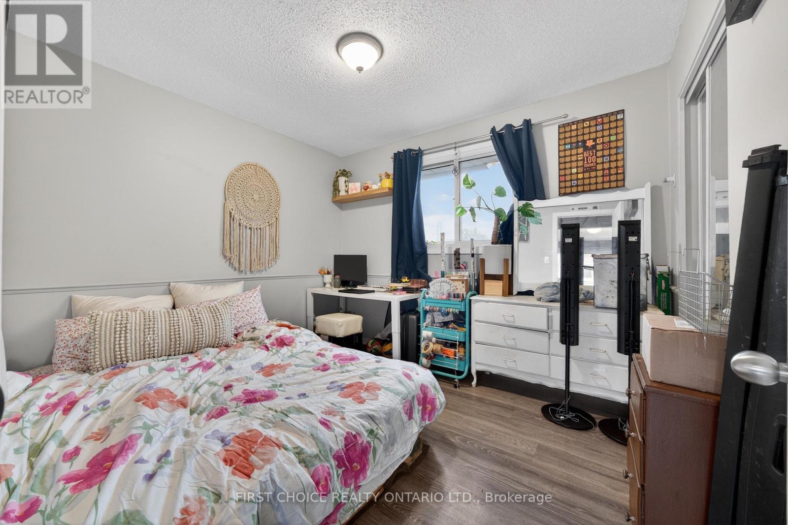 1307 Aurele Street, Ottawa, Ontario  K1B 3L4 - Photo 8 - X13491916