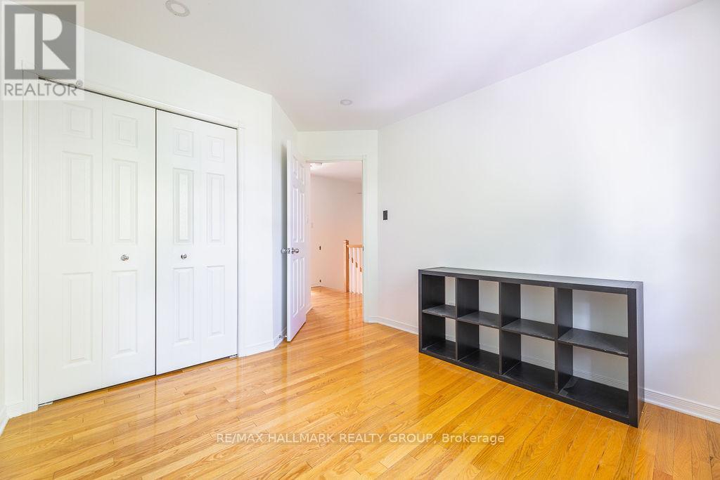 257 Mart Circle, Ottawa, Ontario  K1K 4S6 - Photo 29 - X13491956