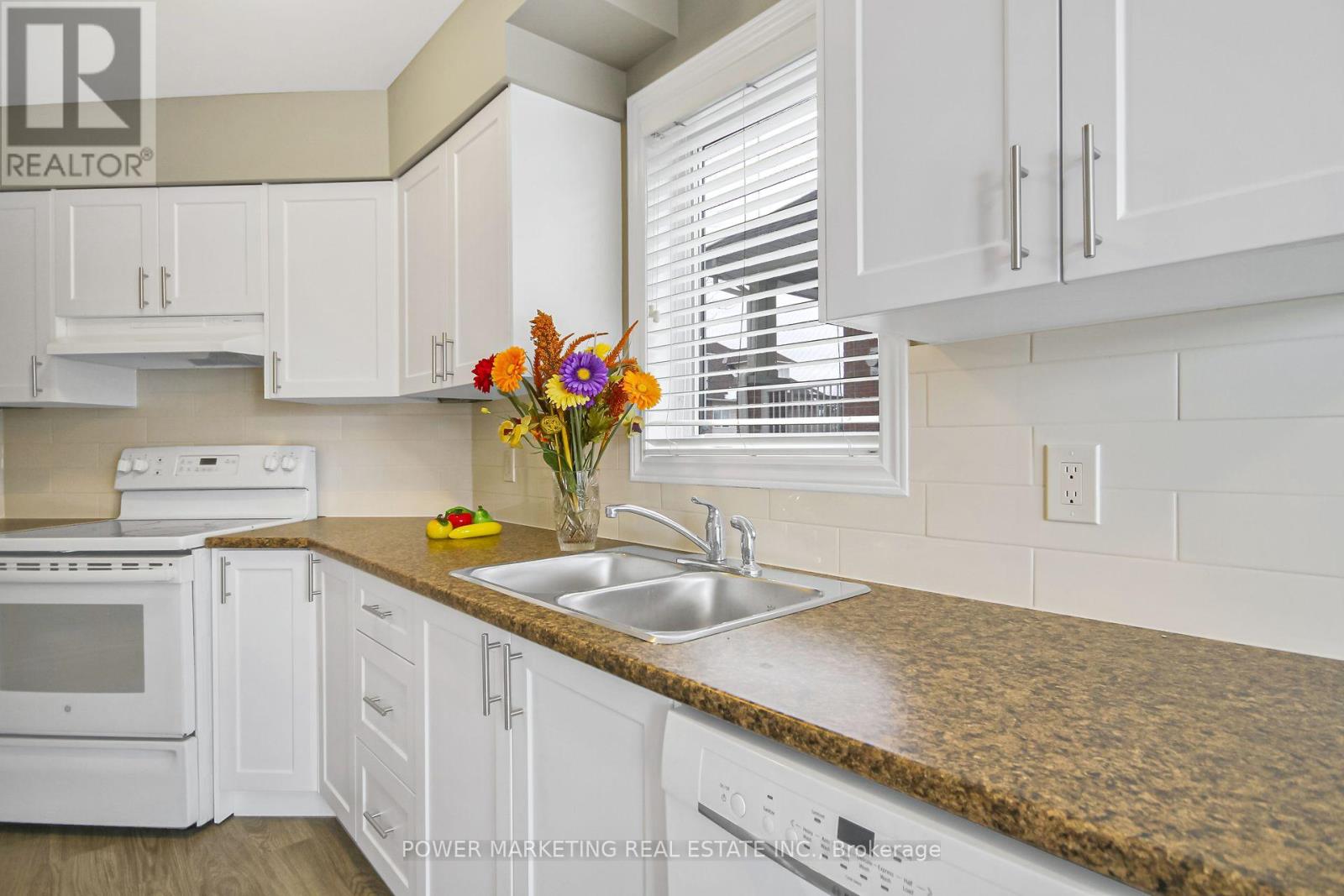 45 Waterbridge Drive, Ottawa, Ontario  K2G 6R5 - Photo 17 - X13492058
