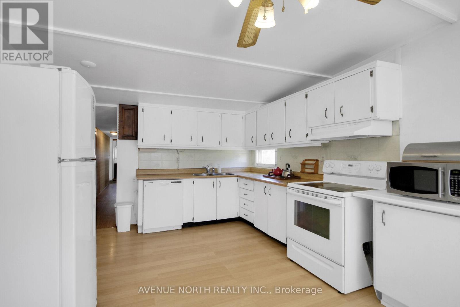 6898 Mitch Owens Road, Ottawa, Ontario  K4P 1C5 - Photo 19 - X13492112