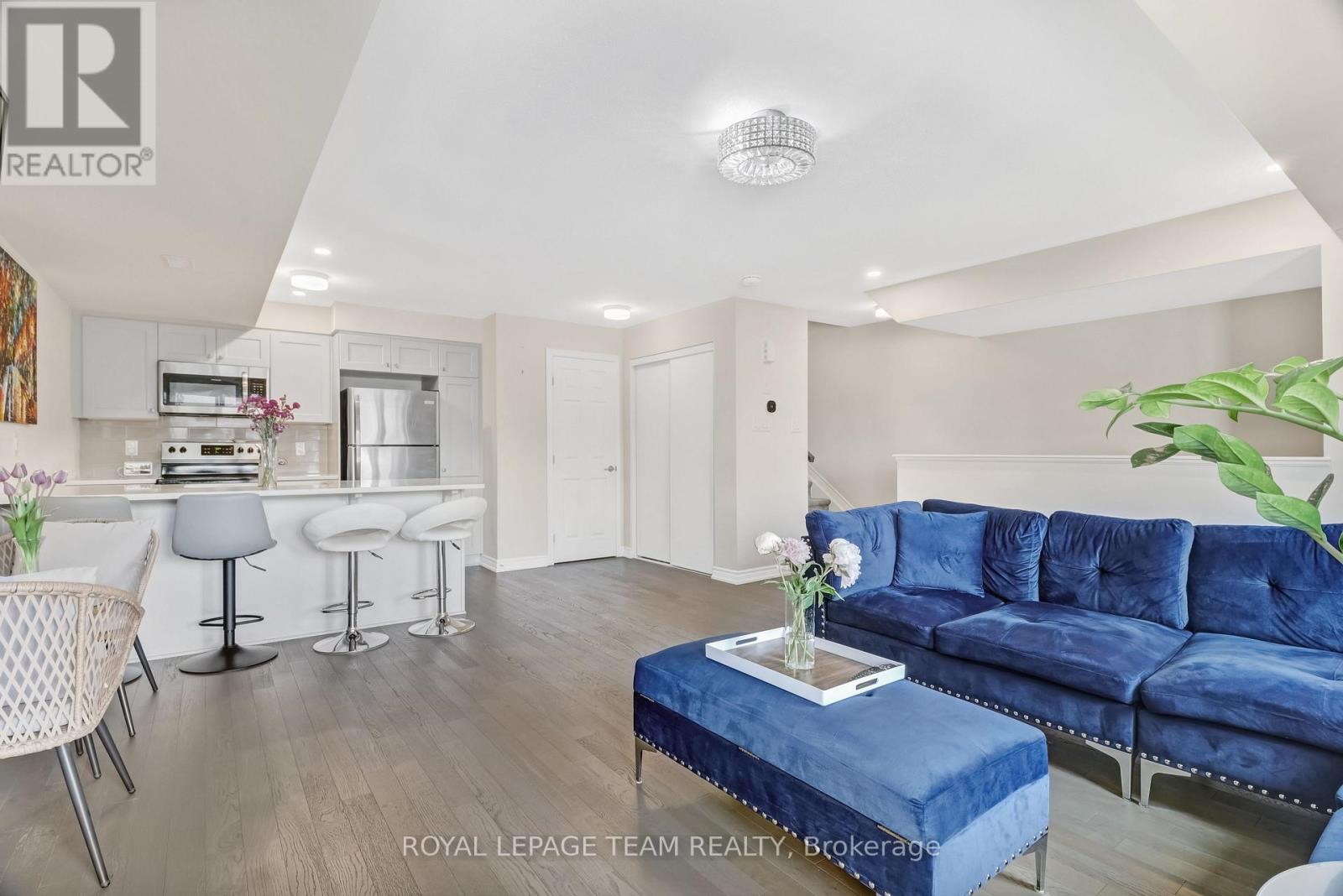 2274 Watercolours Way, Ottawa, Ontario  K2J 6N2 - Photo 6 - X13492192