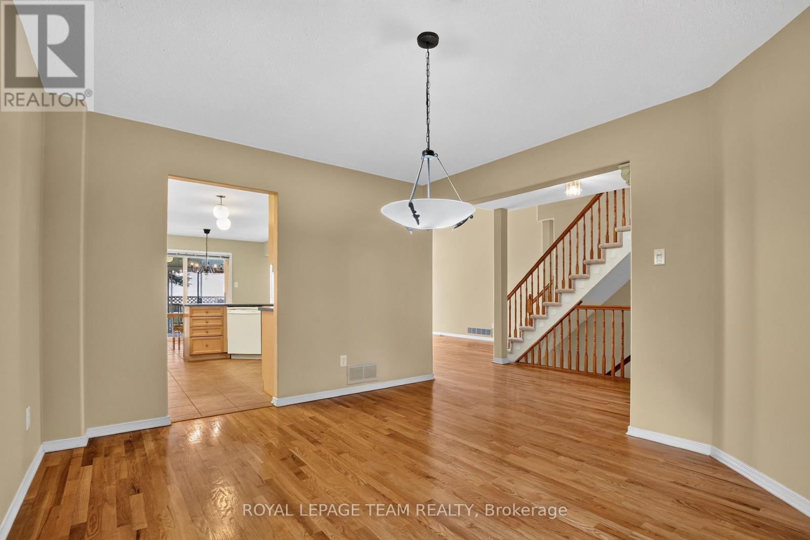 1115 Grenon Avenue, Ottawa, Ontario  K2B 1A9 - Photo 11 - X13492460