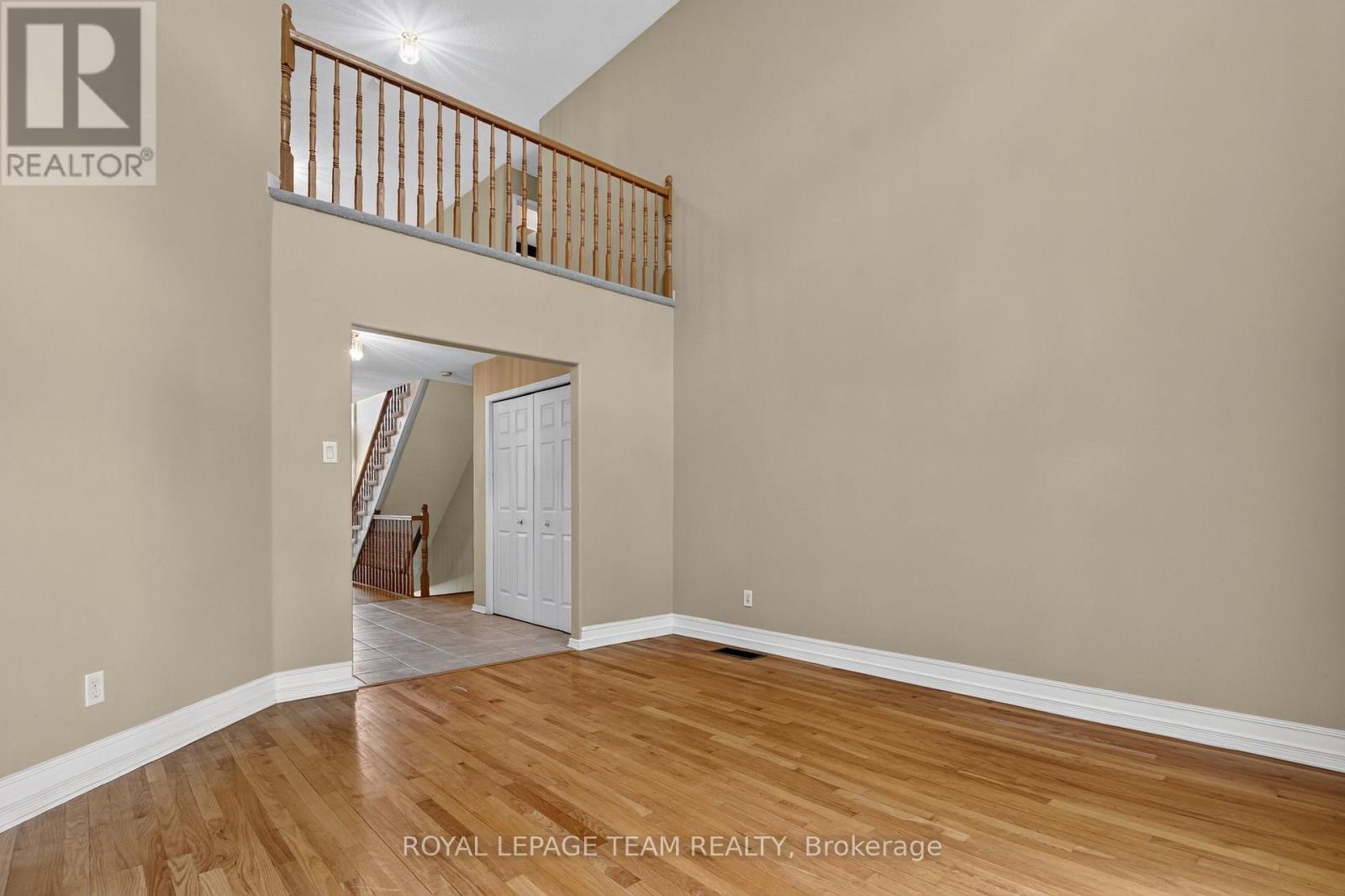 1115 Grenon Avenue, Ottawa, Ontario  K2B 1A9 - Photo 8 - X13492460