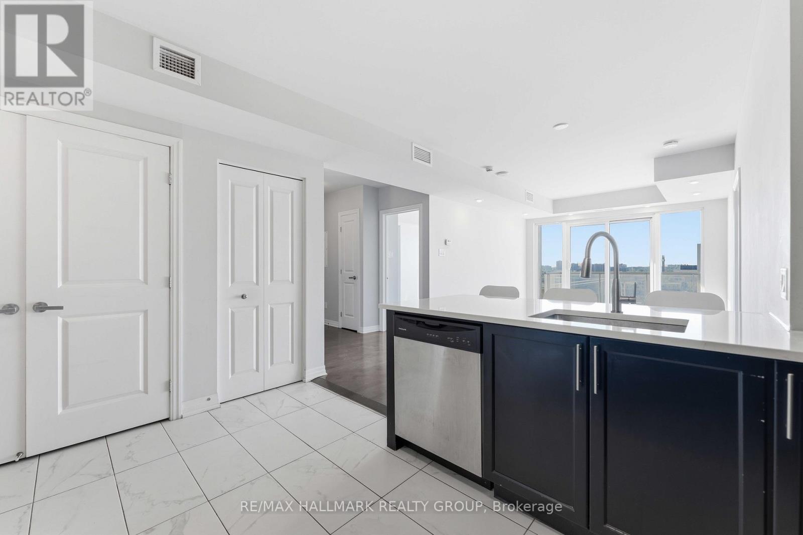 1402 - 195 Besserer Street, Ottawa, Ontario  K1N 0B6 - Photo 12 - X13492666