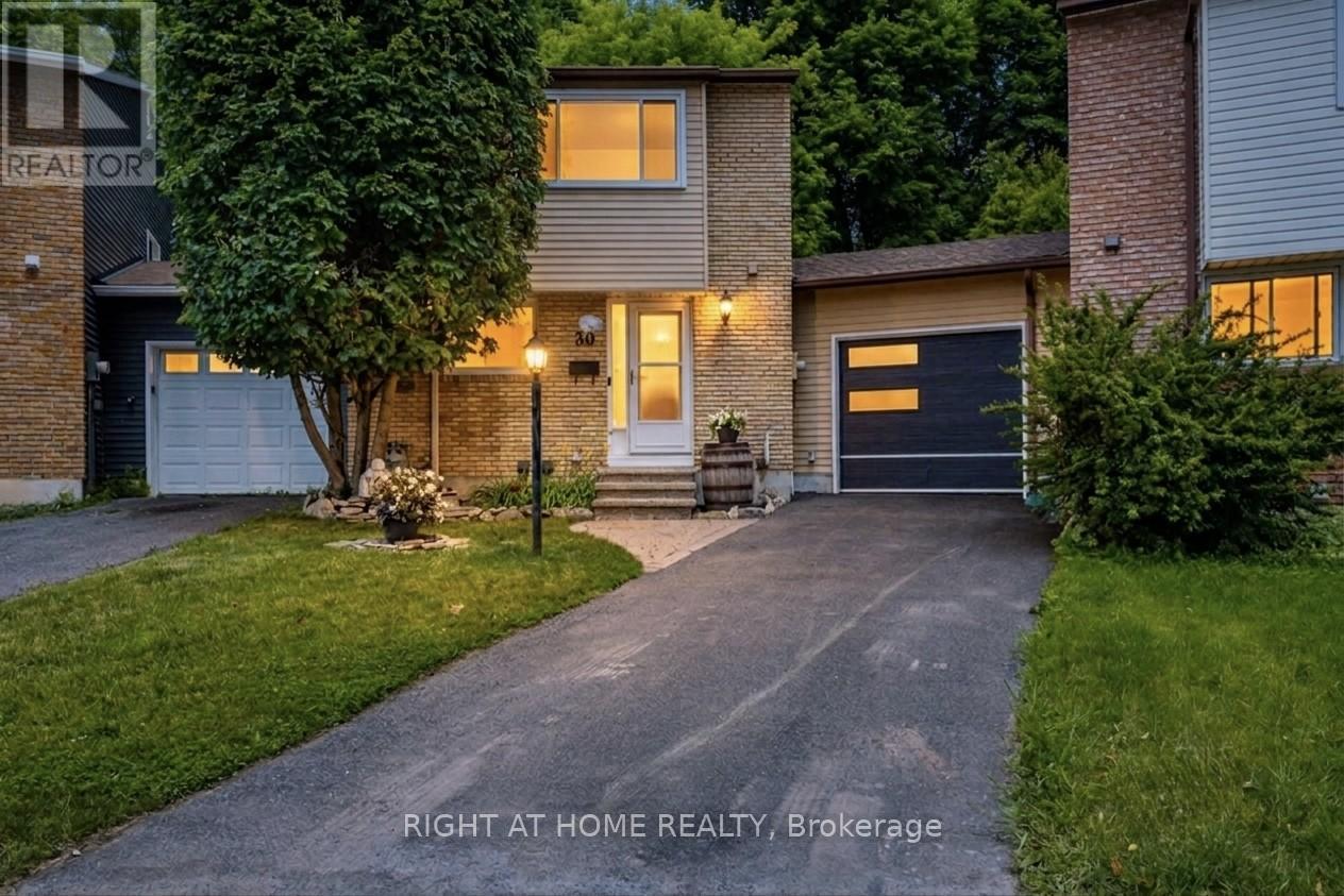 30 Berkshire Way, Ottawa, Ontario  K2J 2B2 - Photo 2 - X13492866