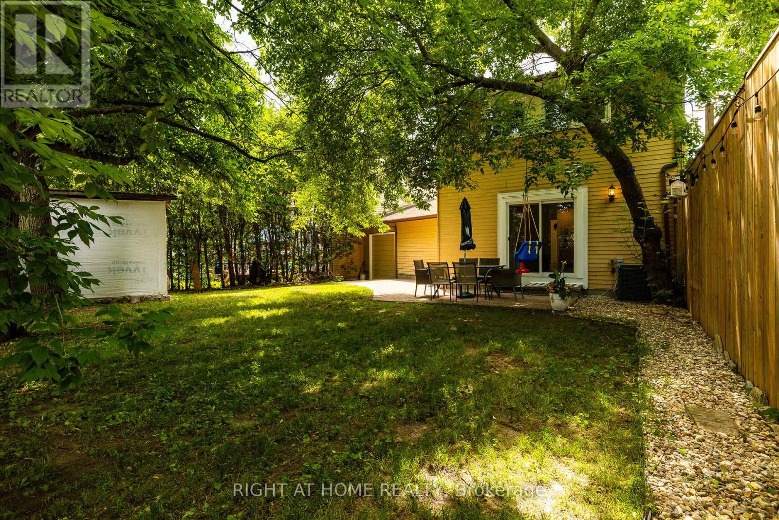 30 Berkshire Way, Ottawa, Ontario  K2J 2B2 - Photo 35 - X13492866
