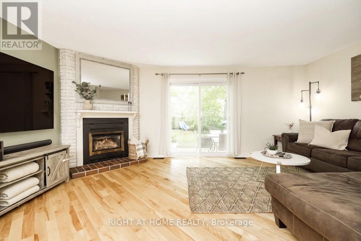 30 Berkshire Way, Ottawa, Ontario  K2J 2B2 - Photo 7 - X13492866
