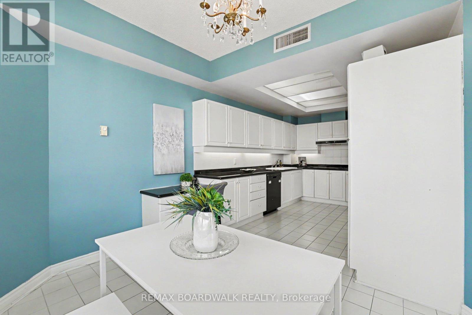 2201 - 1480 Riverside Drive, Ottawa, Ontario  K1G 5H2 - Photo 14 - X13493180