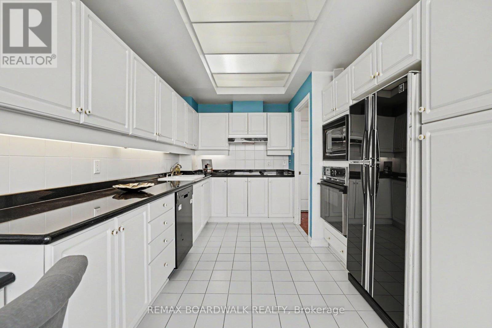 2201 - 1480 Riverside Drive, Ottawa, Ontario  K1G 5H2 - Photo 15 - X13493180
