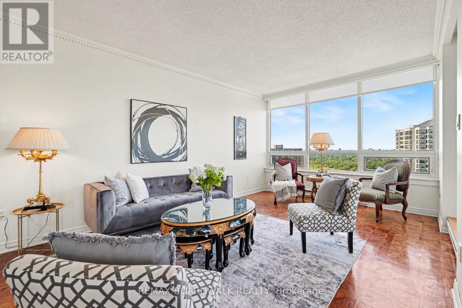 2201 - 1480 Riverside Drive, Ottawa, Ontario  K1G 5H2 - Photo 8 - X13493180
