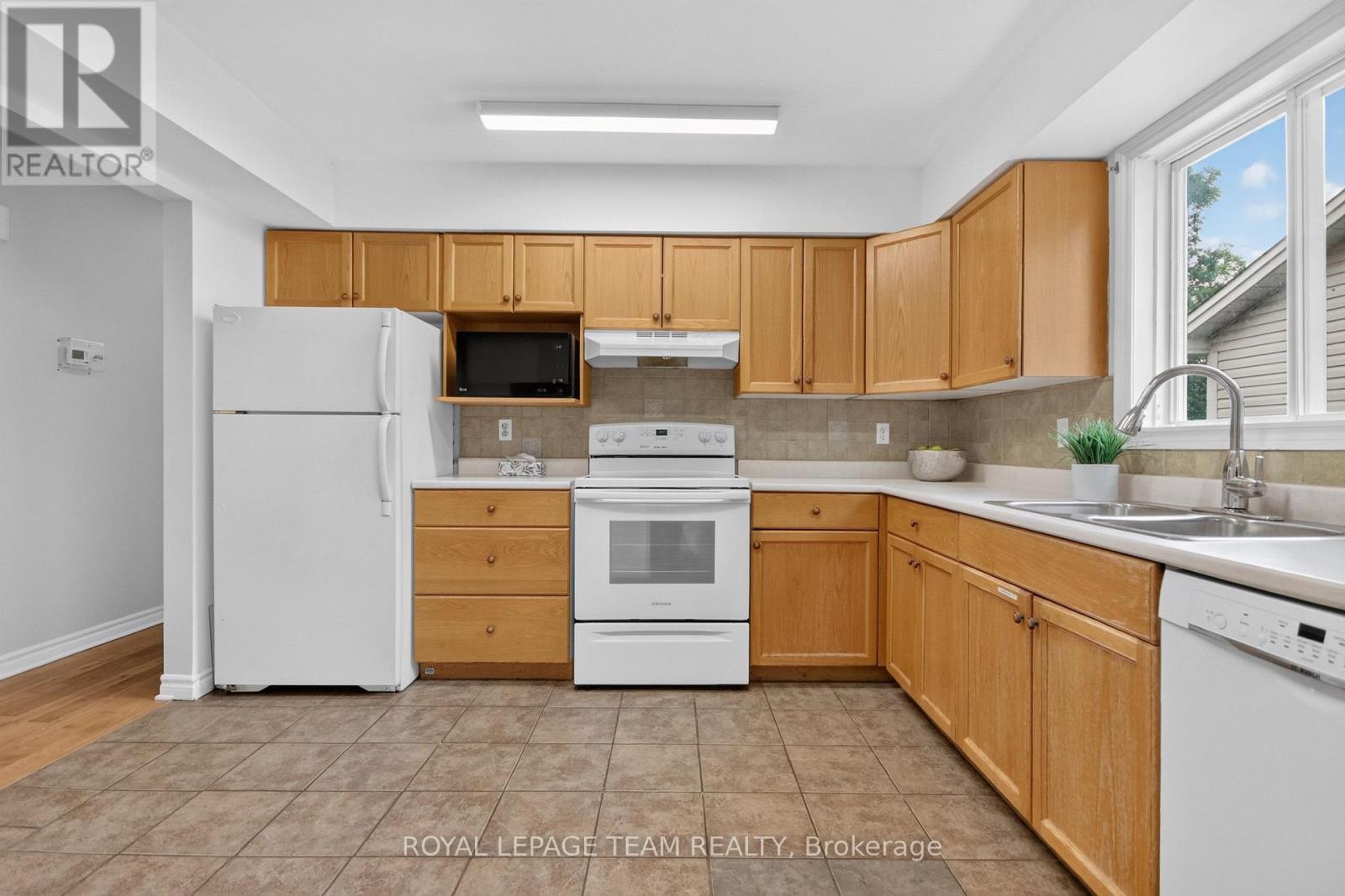 148 Charlotte Street, Merrickville-Wolford, Ontario  K0G 1N0 - Photo 12 - X13493354