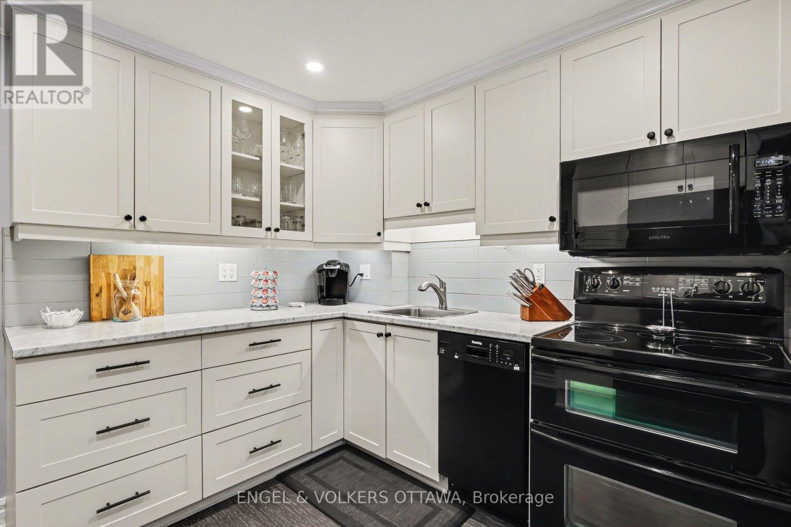 109 - 915 Elmsmere Road, Ottawa, Ontario  K1J 8H8 - Photo 18 - X13493362