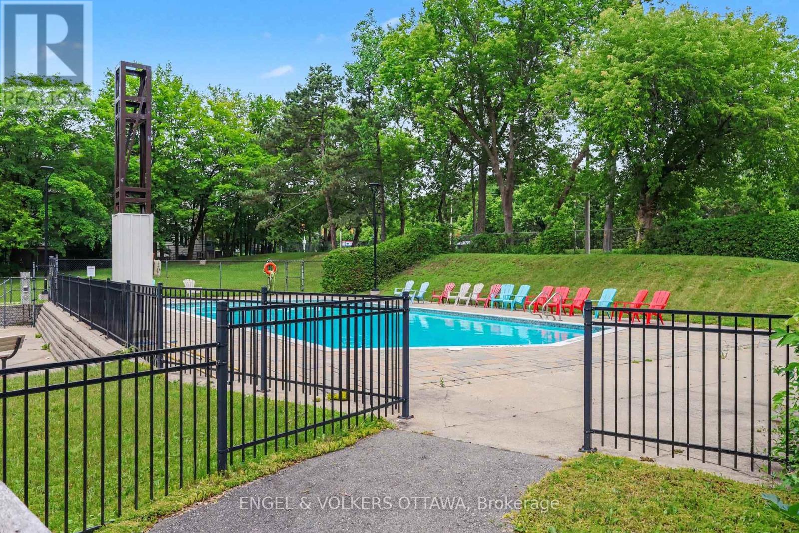 109 - 915 Elmsmere Road, Ottawa, Ontario  K1J 8H8 - Photo 31 - X13493362