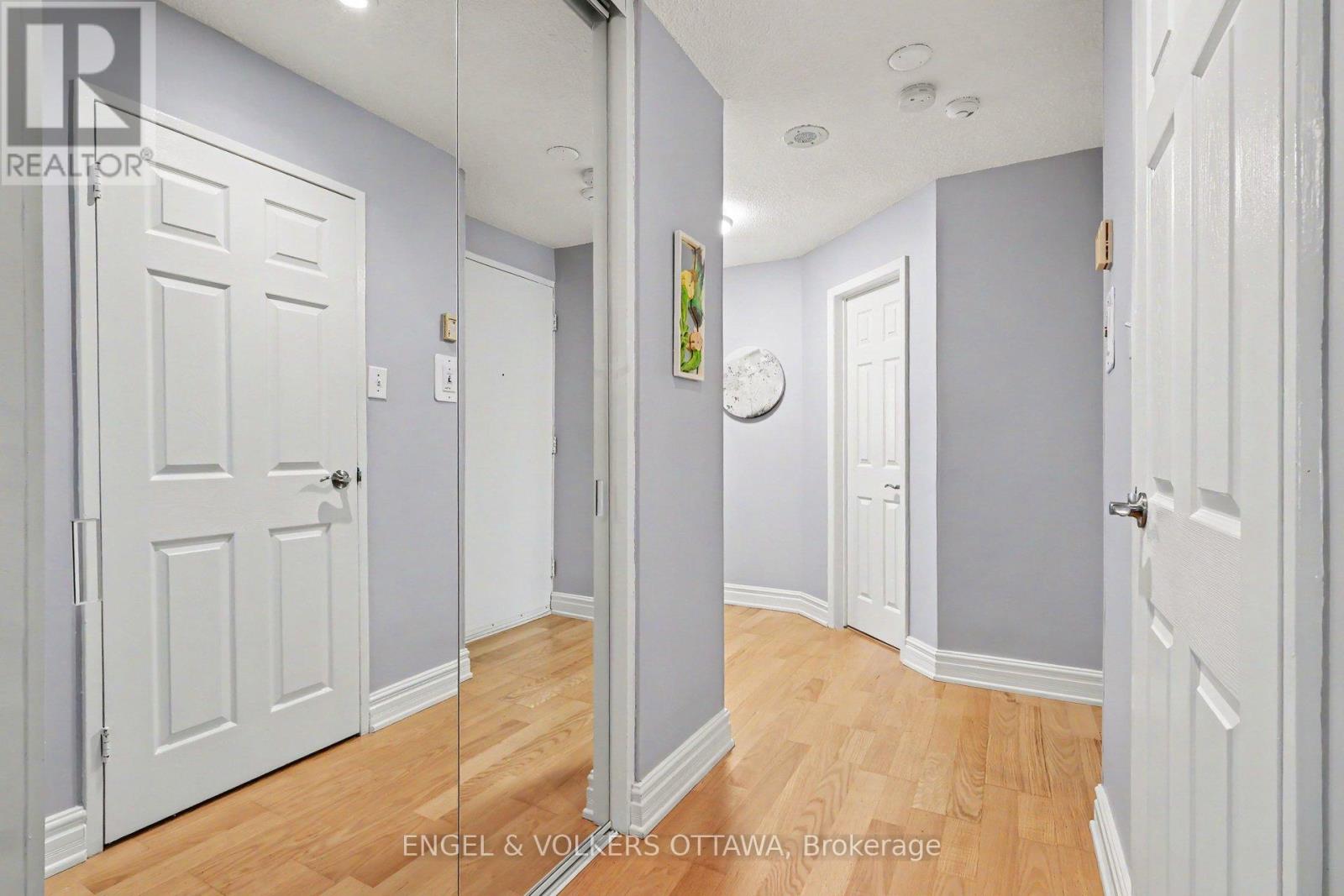109 - 915 Elmsmere Road, Ottawa, Ontario  K1J 8H8 - Photo 5 - X13493362