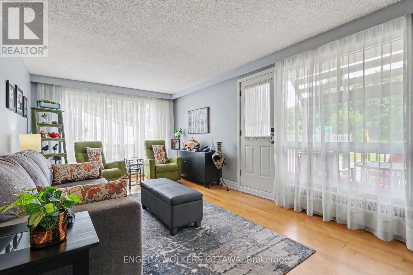 109 - 915 Elmsmere Road, Ottawa, Ontario  K1J 8H8 - Photo 7 - X13493362