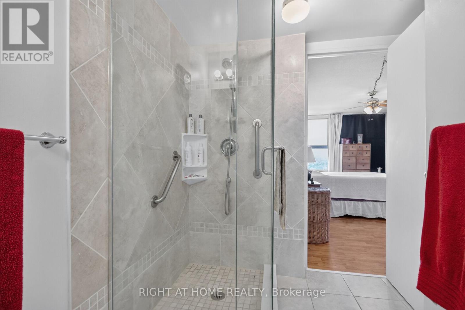 2204 - 1785 Frobisher Lane, Ottawa, Ontario  K1G 3T7 - Photo 21 - X13493508