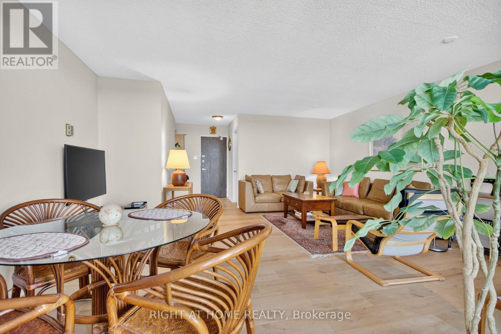 2204 - 1785 Frobisher Lane, Ottawa, Ontario  K1G 3T7 - Photo 9 - X13493508