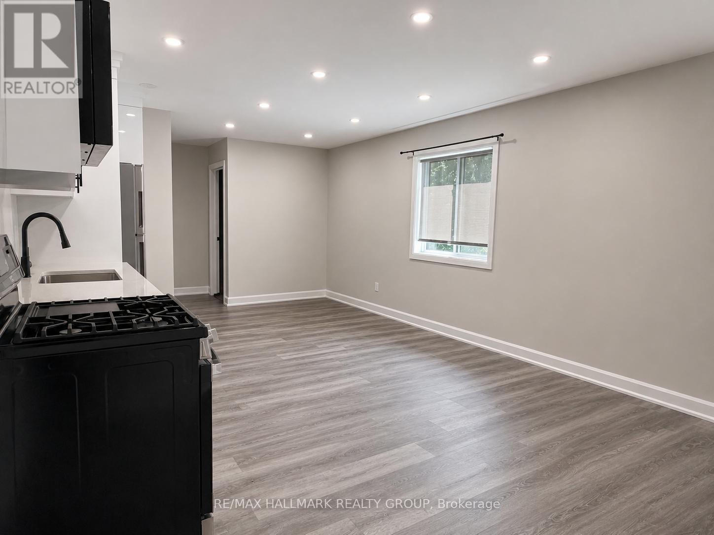 3b - 131 Camelia Avenue, Ottawa, Ontario  K1K 2X5 - Photo 3 - X13493948