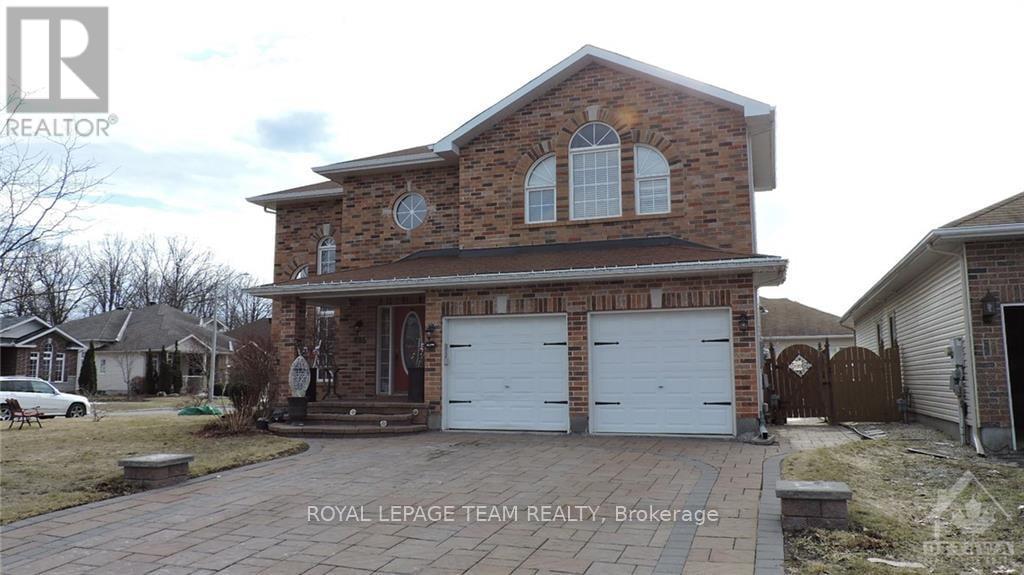 B - 685 Everlasting Crescent, Ottawa, Ontario  K4A 0K4 - Photo 1 - X13494068