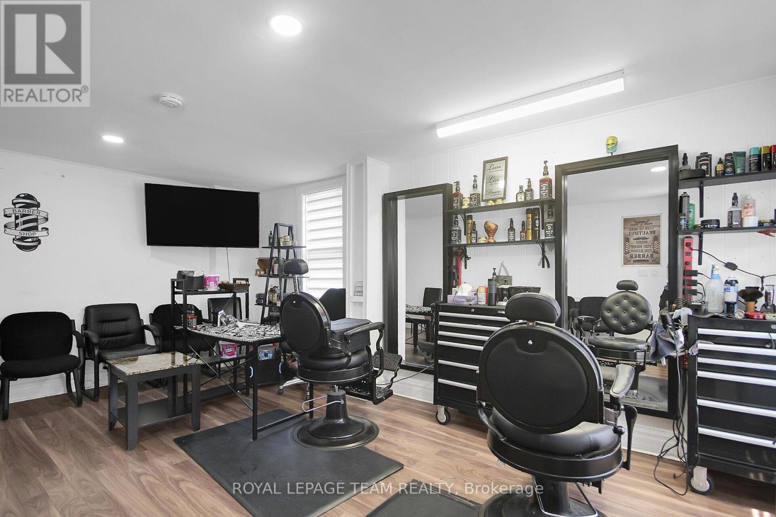 490 Main Street, North Dundas, Ontario  K0C 2K0 - Photo 10 - X13494104