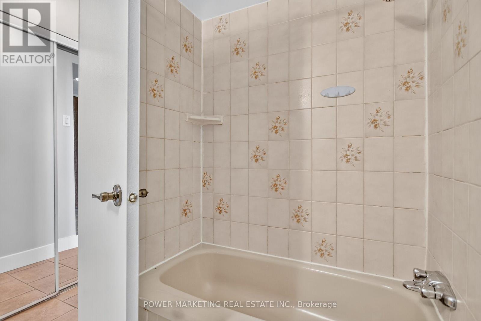 810 - 2020 Jasmine Crescent, Ottawa, Ontario  K1J 8K5 - Photo 10 - X13494228