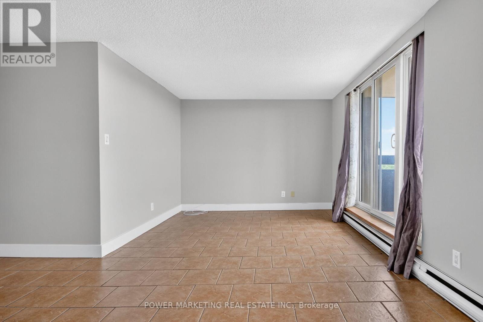 810 - 2020 Jasmine Crescent, Ottawa, Ontario  K1J 8K5 - Photo 12 - X13494228