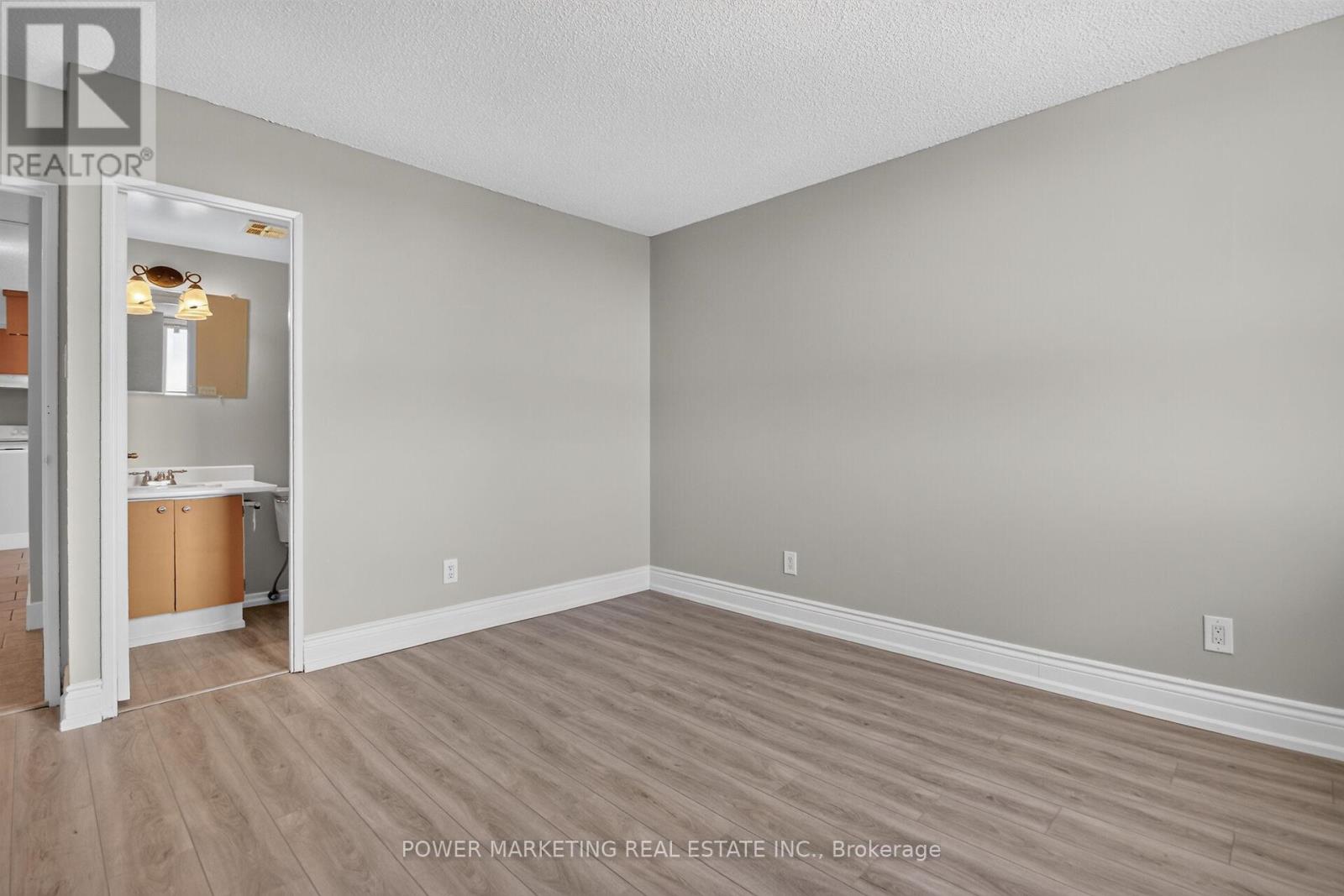 810 - 2020 Jasmine Crescent, Ottawa, Ontario  K1J 8K5 - Photo 14 - X13494228
