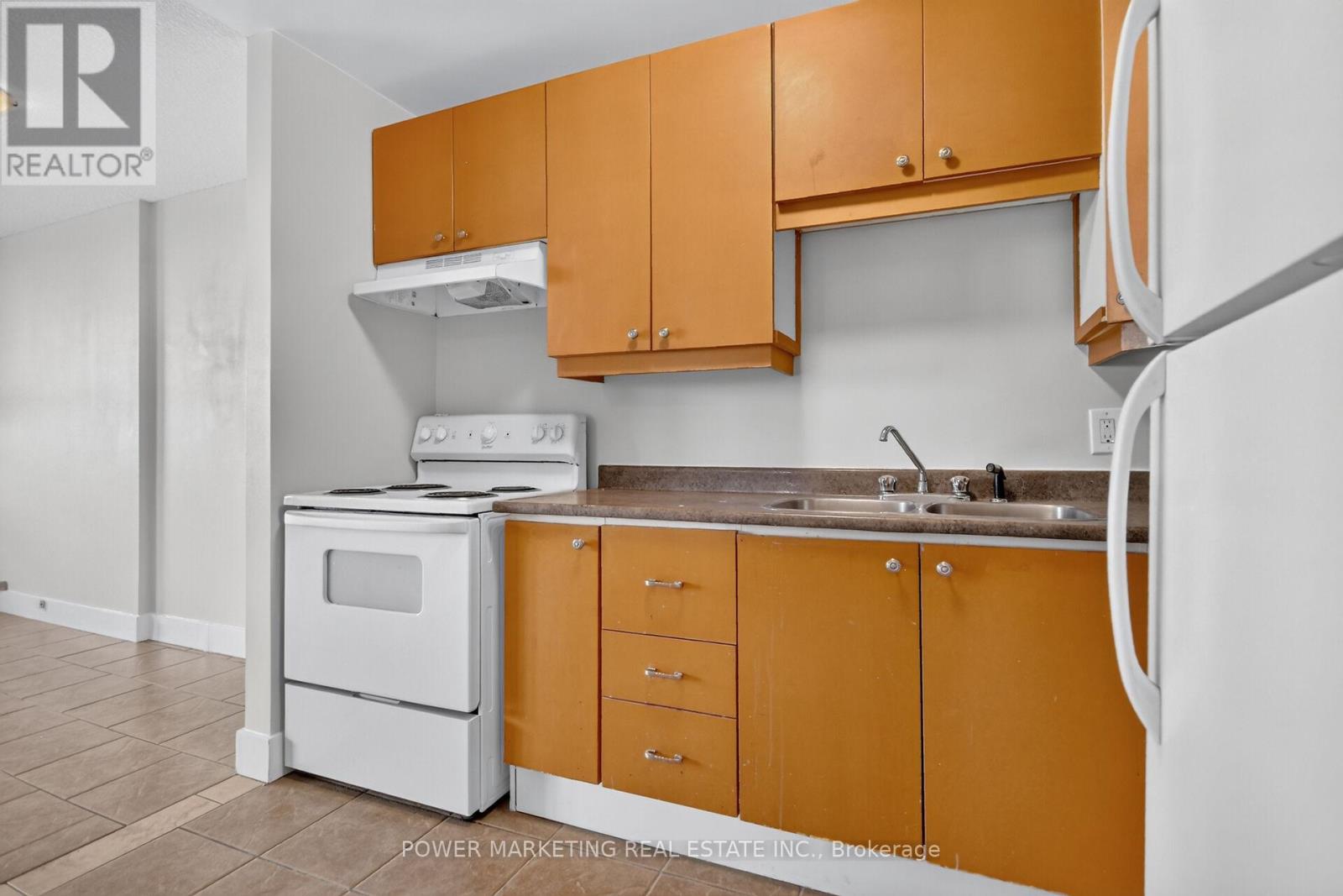 810 - 2020 Jasmine Crescent, Ottawa, Ontario  K1J 8K5 - Photo 29 - X13494228
