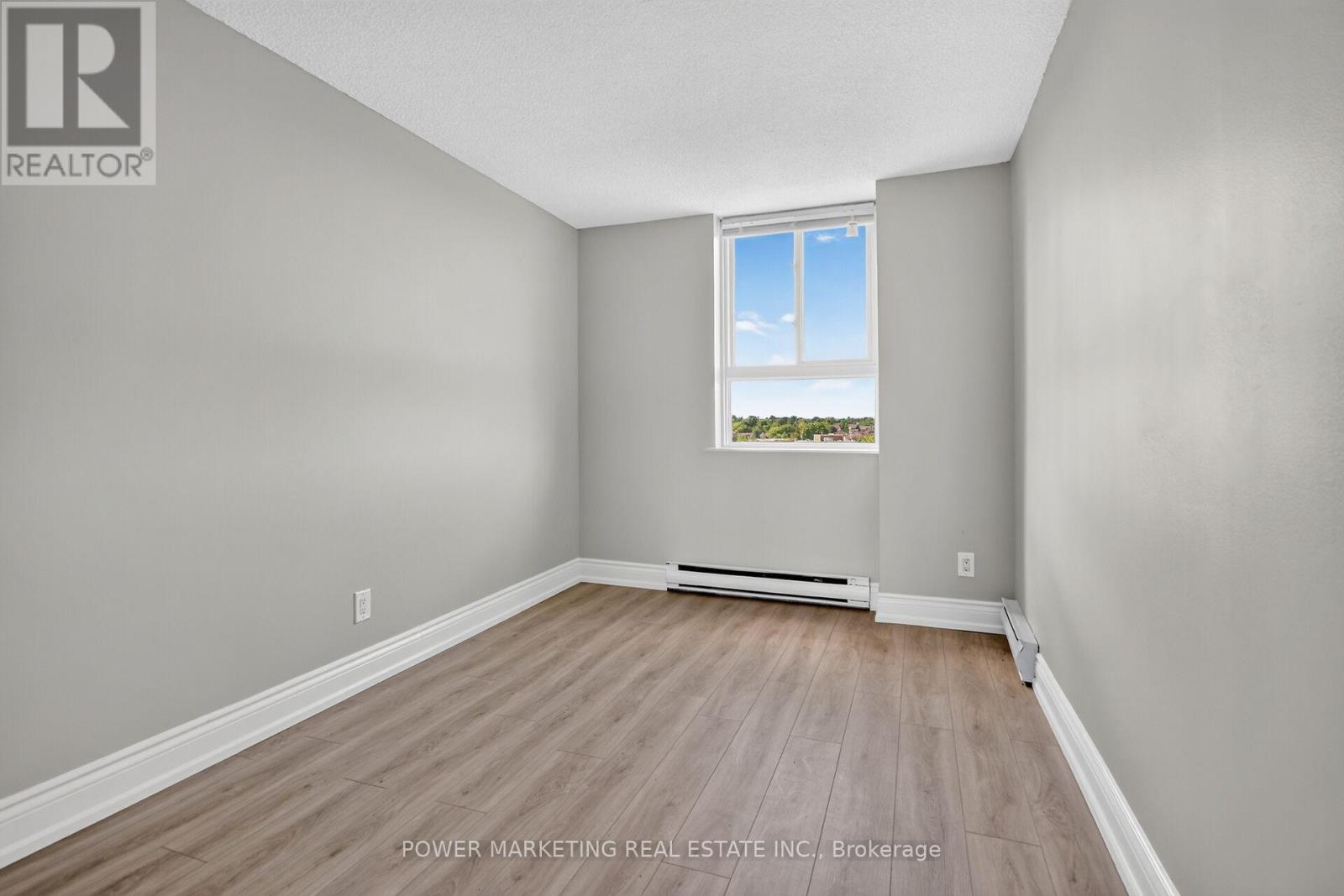 810 - 2020 Jasmine Crescent, Ottawa, Ontario  K1J 8K5 - Photo 6 - X13494228