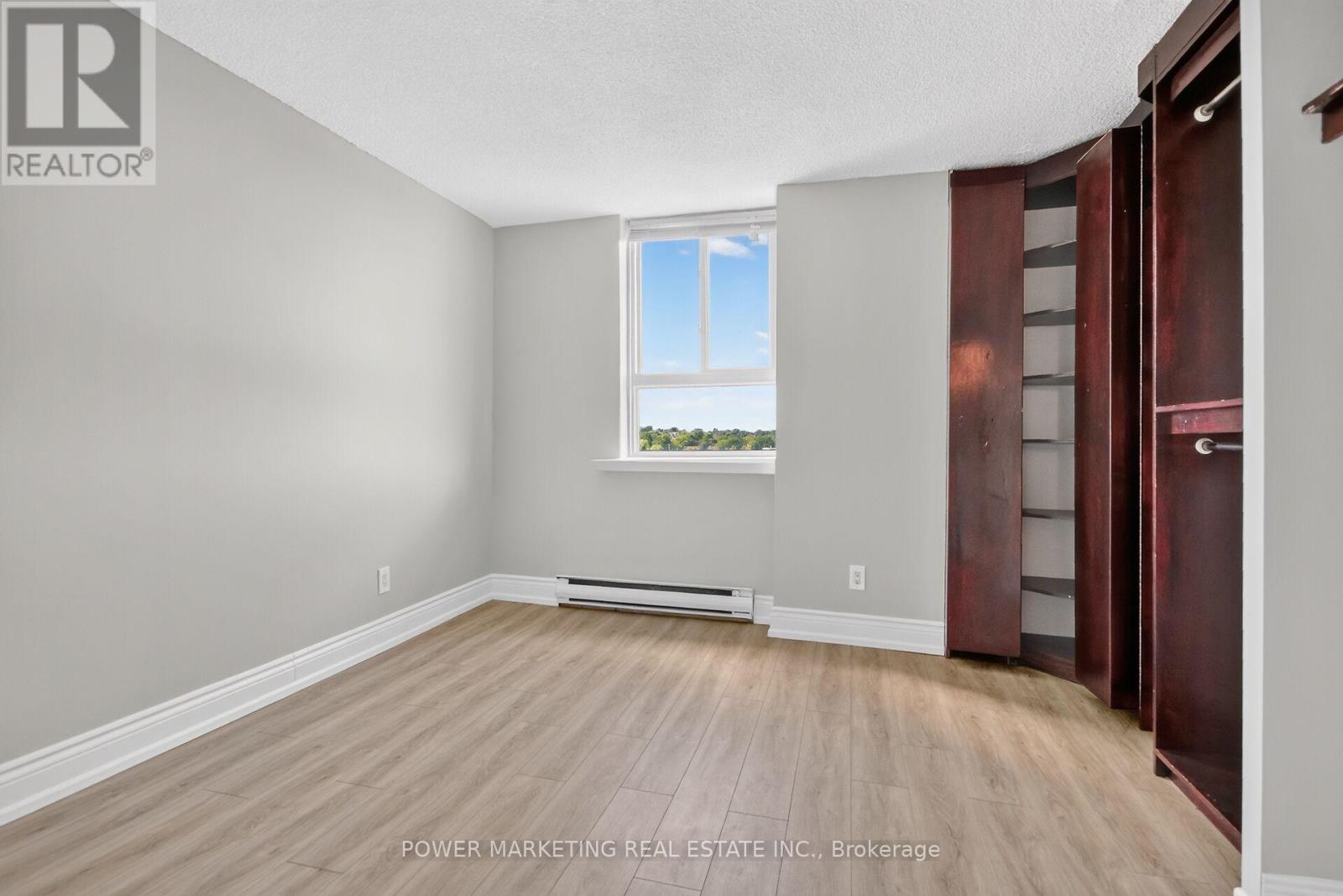 810 - 2020 Jasmine Crescent, Ottawa, Ontario  K1J 8K5 - Photo 7 - X13494228