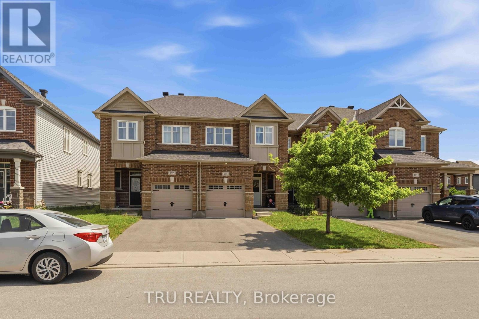 205 Losino Crescent, Ottawa, Ontario  K2V 0E4 - Photo 1 - X13494320