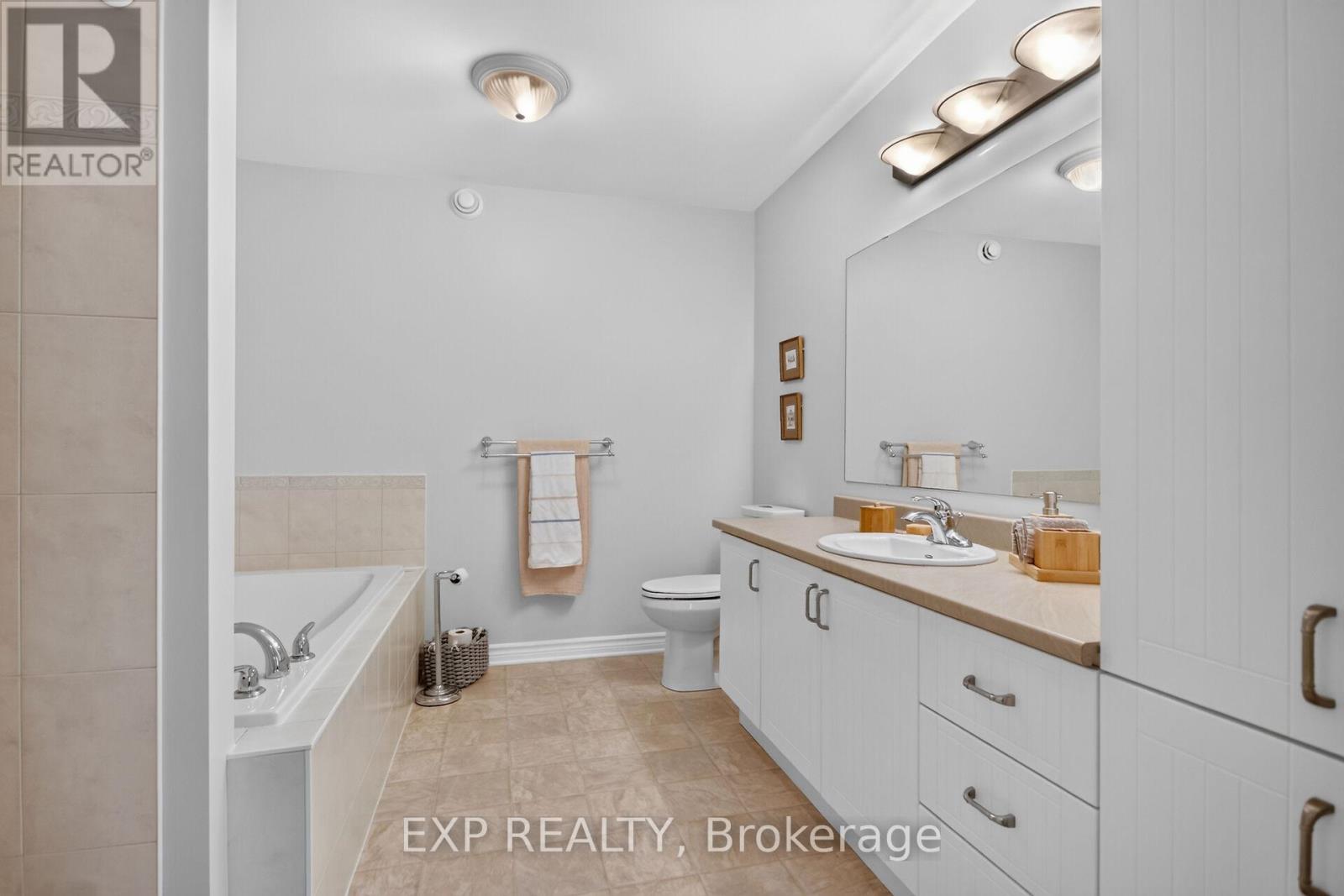 40 Gaslight Way, Russell, Ontario  K4R 0B1 - Photo 15 - X13494380