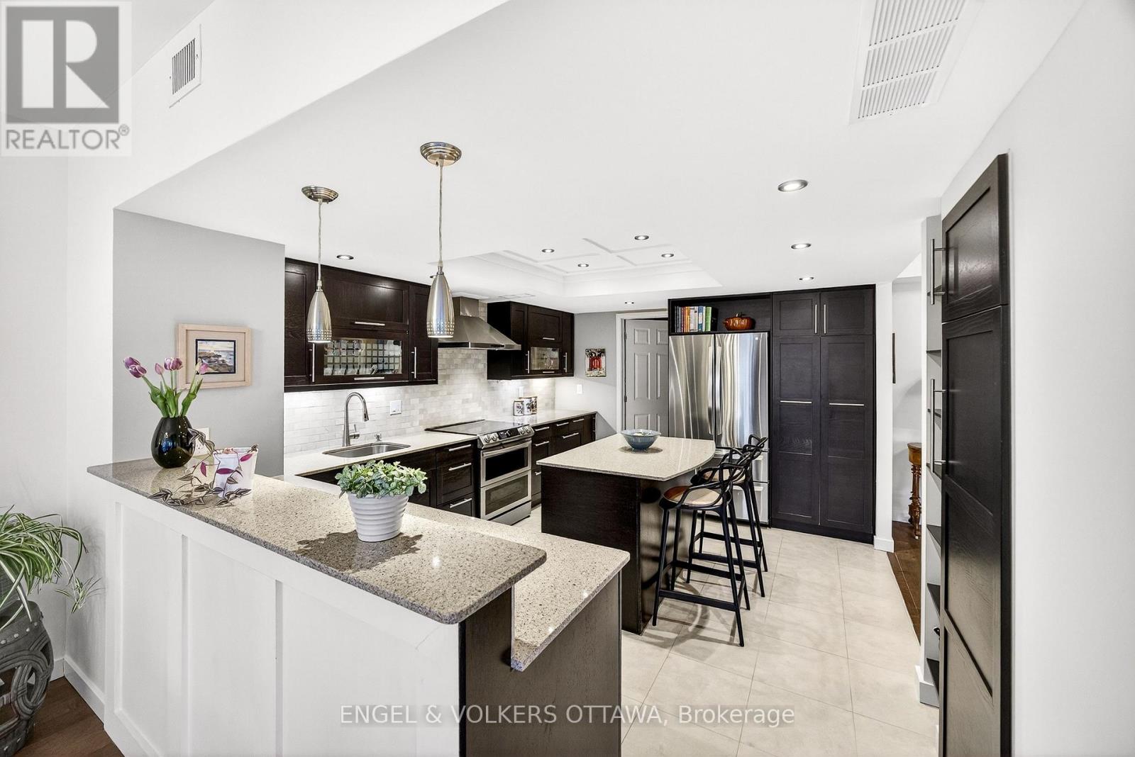 2404 - 160 George Street, Ottawa, Ontario  K1N 9M2 - Photo 17 - X13494512