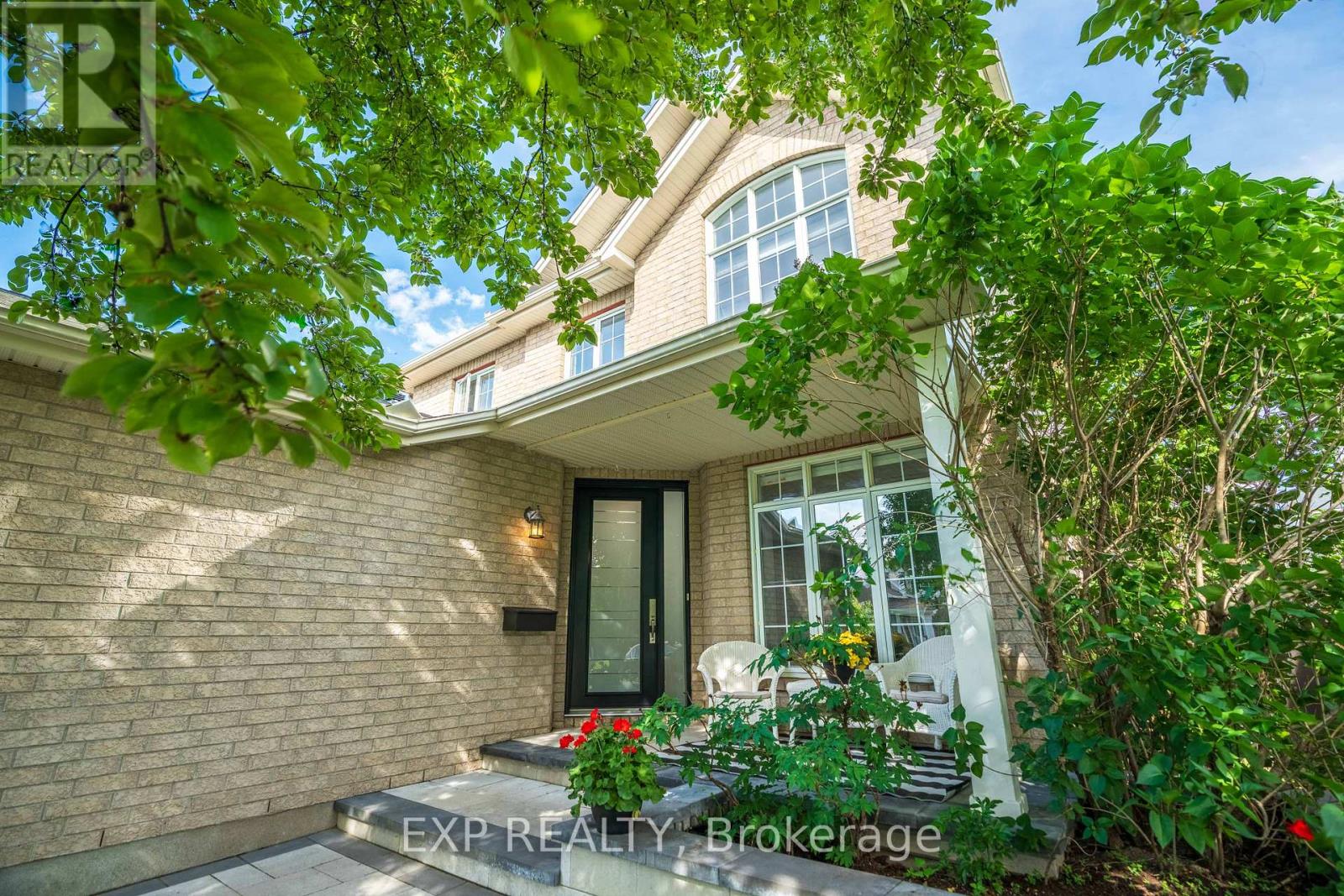 4565 Sugar Maple Drive, Ottawa, Ontario  K1V 1R7 - Photo 3 - X13494628
