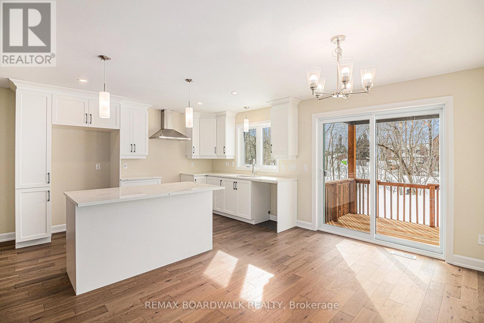 343 Voyageur Place, Russell, Ontario  K0A 1W0 - Photo 9 - X13494702