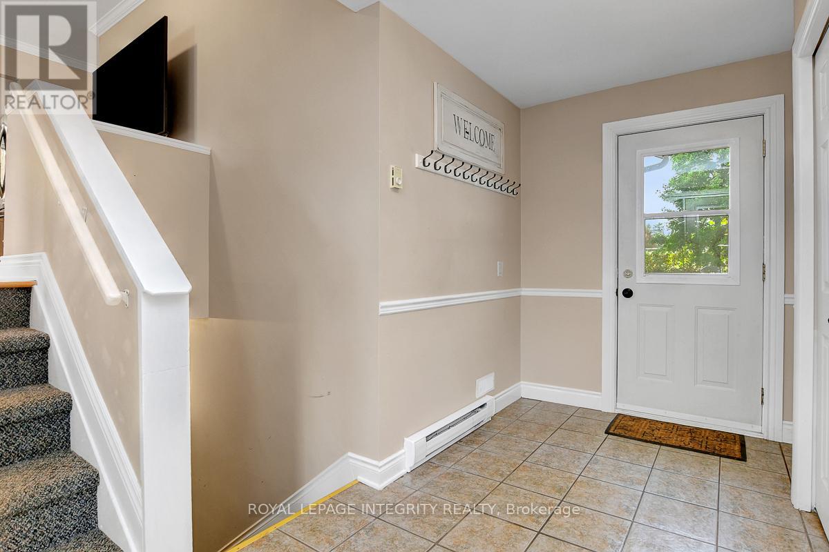34 Bennett Street, Edwardsburgh/cardinal, Ontario  K0E 1X0 - Photo 3 - X13494722