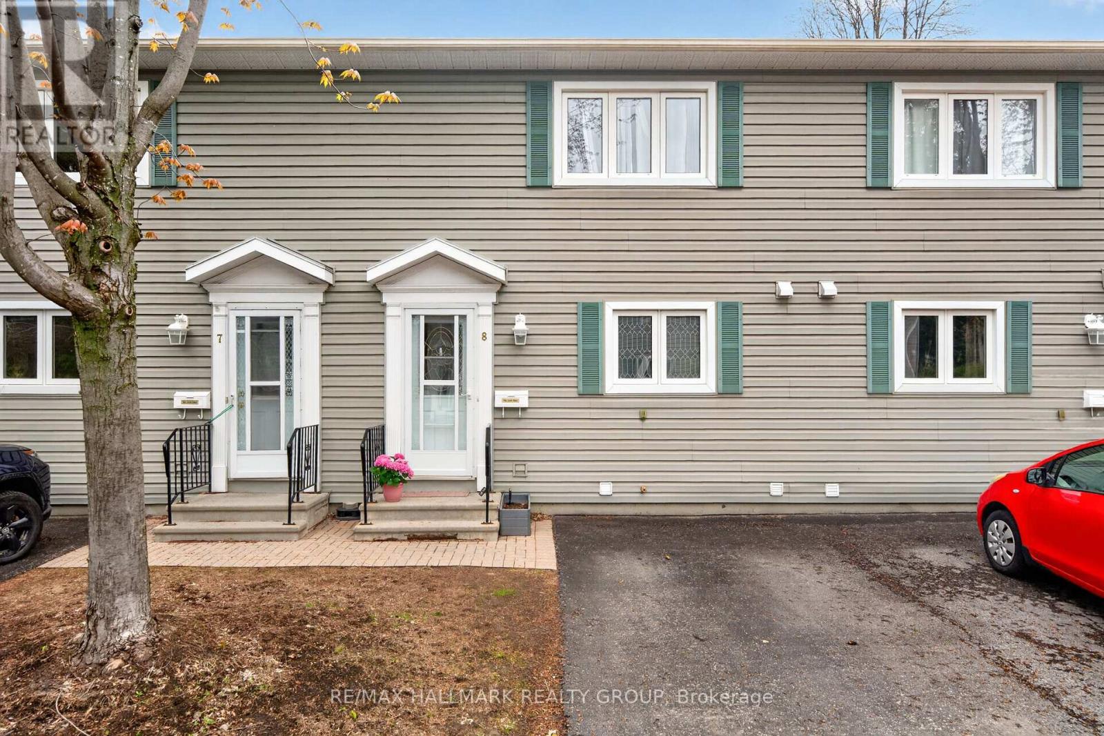 8 - 740 Morin Street, Ottawa, Ontario  K1K 3G9 - Photo 1 - X13494792