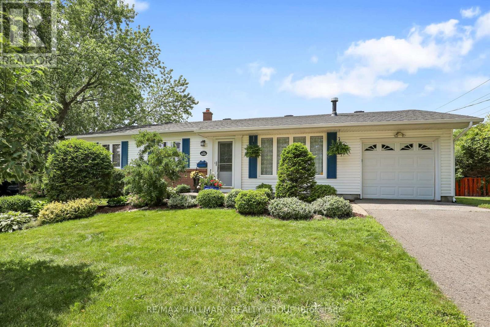 3242 Albion Road S, Ottawa, Ontario  K1V 7P3 - Photo 2 - X13494854