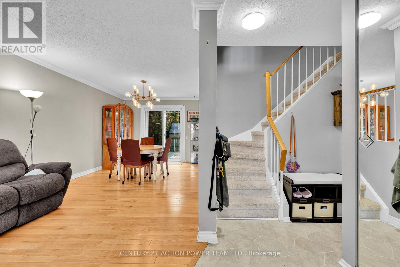 1810 Simard Drive, Ottawa, Ontario  K1C 2P8 - Photo 4 - X13494972