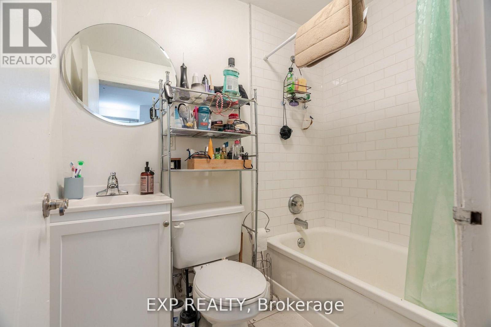 88 Maclaren Street, Ottawa, Ontario  K2P 0K6 - Photo 15 - X13494974