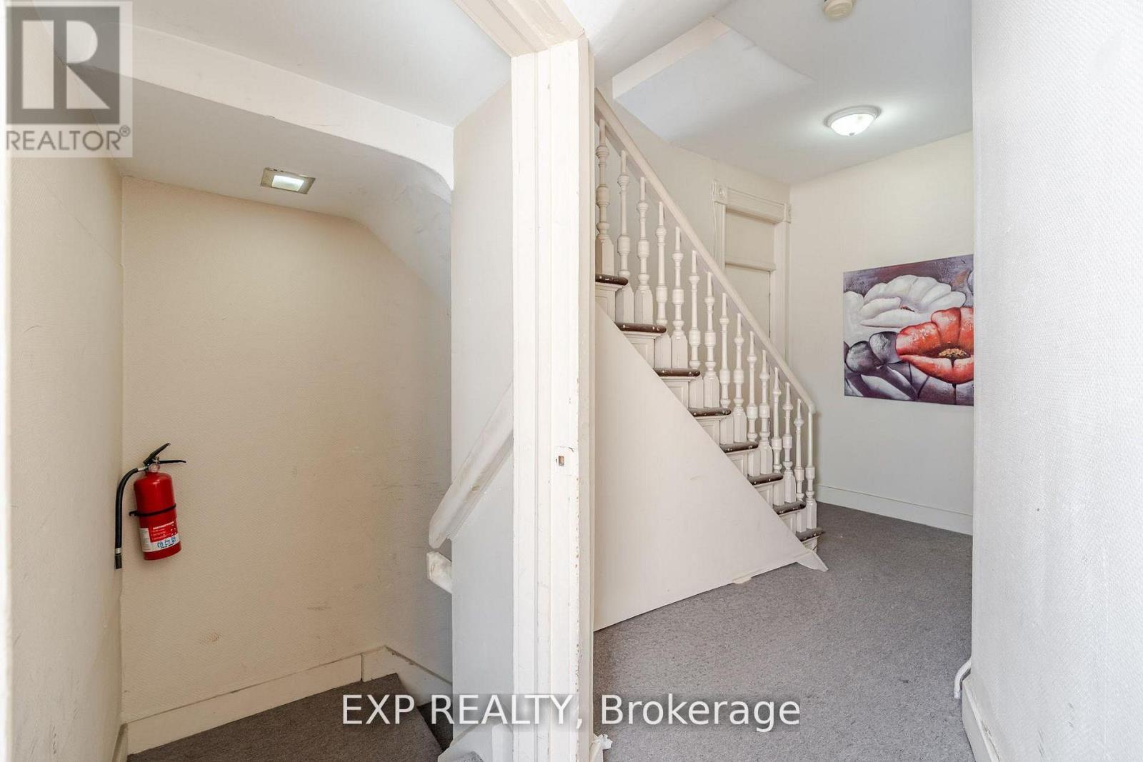88 Maclaren Street, Ottawa, Ontario  K2P 0K6 - Photo 20 - X13494974