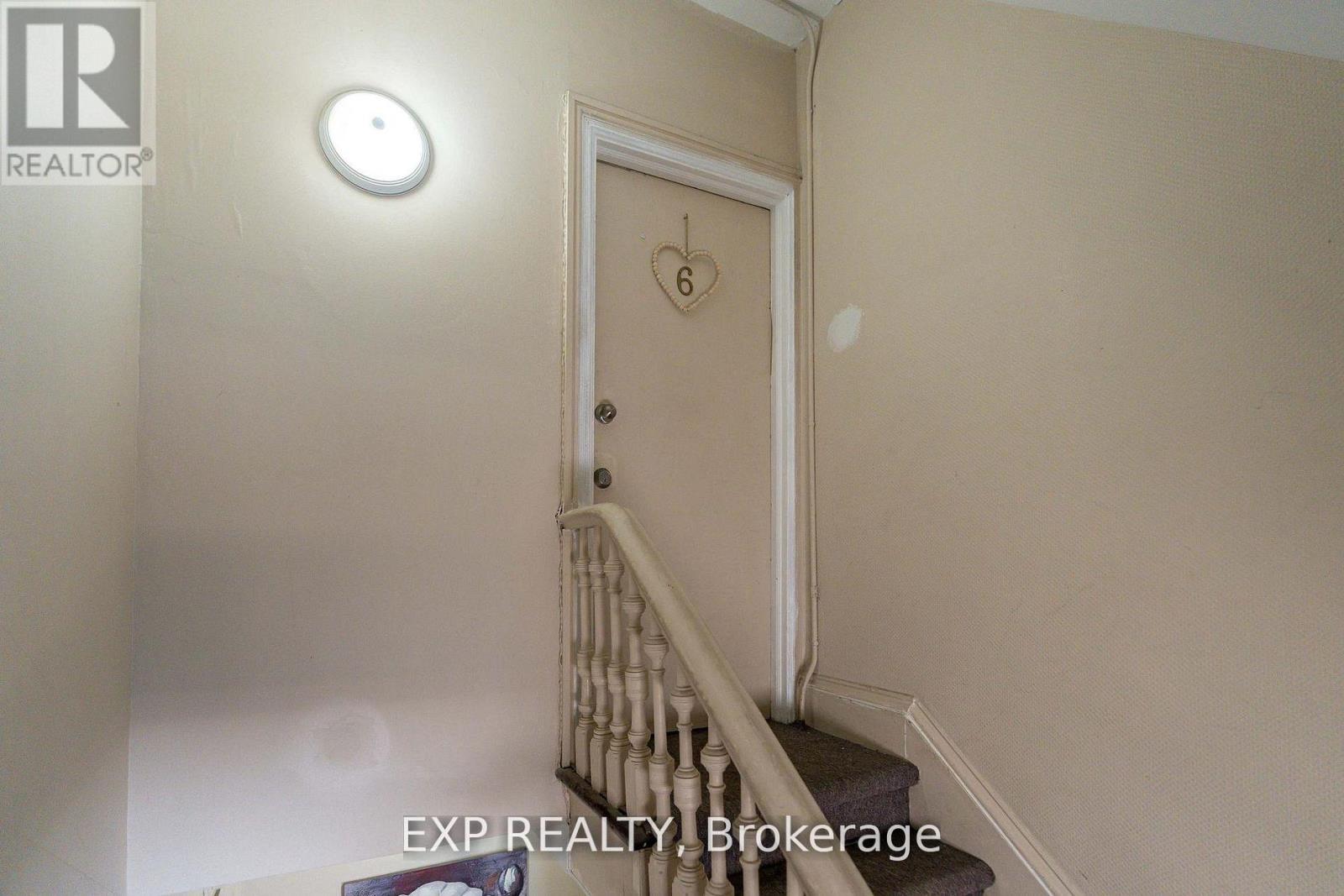 88 Maclaren Street, Ottawa, Ontario  K2P 0K6 - Photo 5 - X13494974