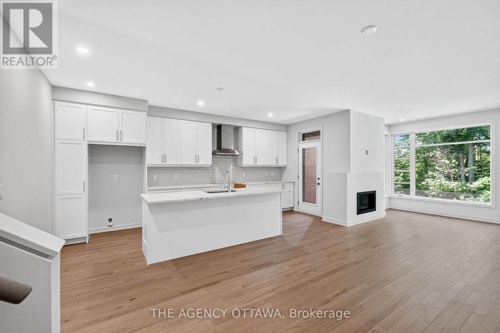1005 Kitigan Grove, Ottawa, Ontario  K2K 0M9 - Photo 10 - X13495042