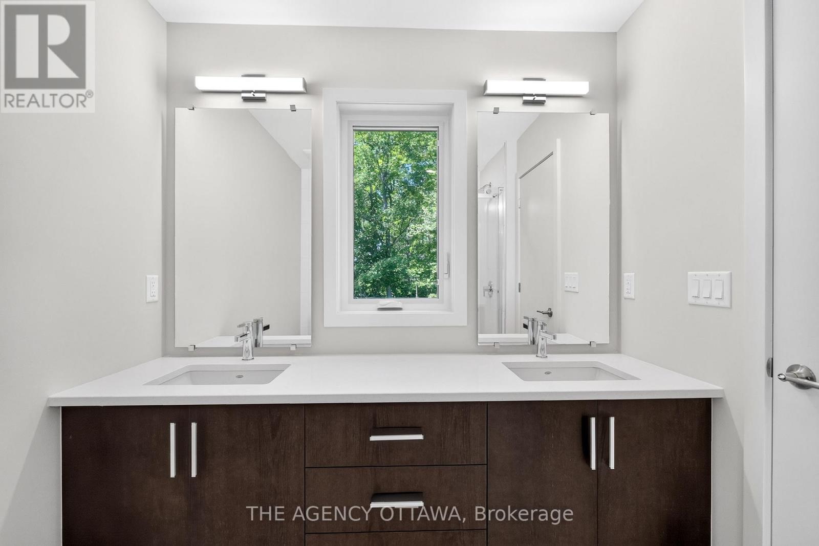 1005 Kitigan Grove, Ottawa, Ontario  K2K 0M9 - Photo 20 - X13495042