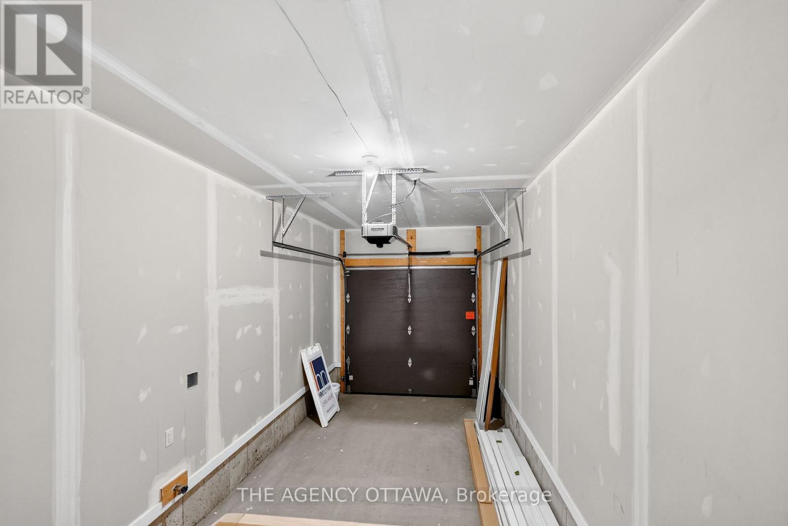 1005 Kitigan Grove, Ottawa, Ontario  K2K 0M9 - Photo 36 - X13495042
